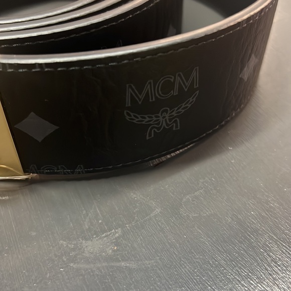 MCM
Men's Claus Monogram Reversible Belt - Picture 4 of 8